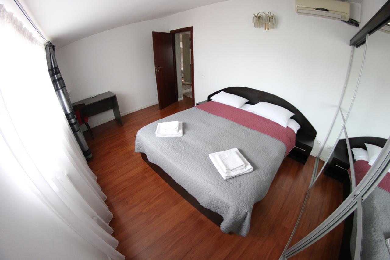 ホテル Casa Bucovineana スチャヴァ エクステリア 写真
