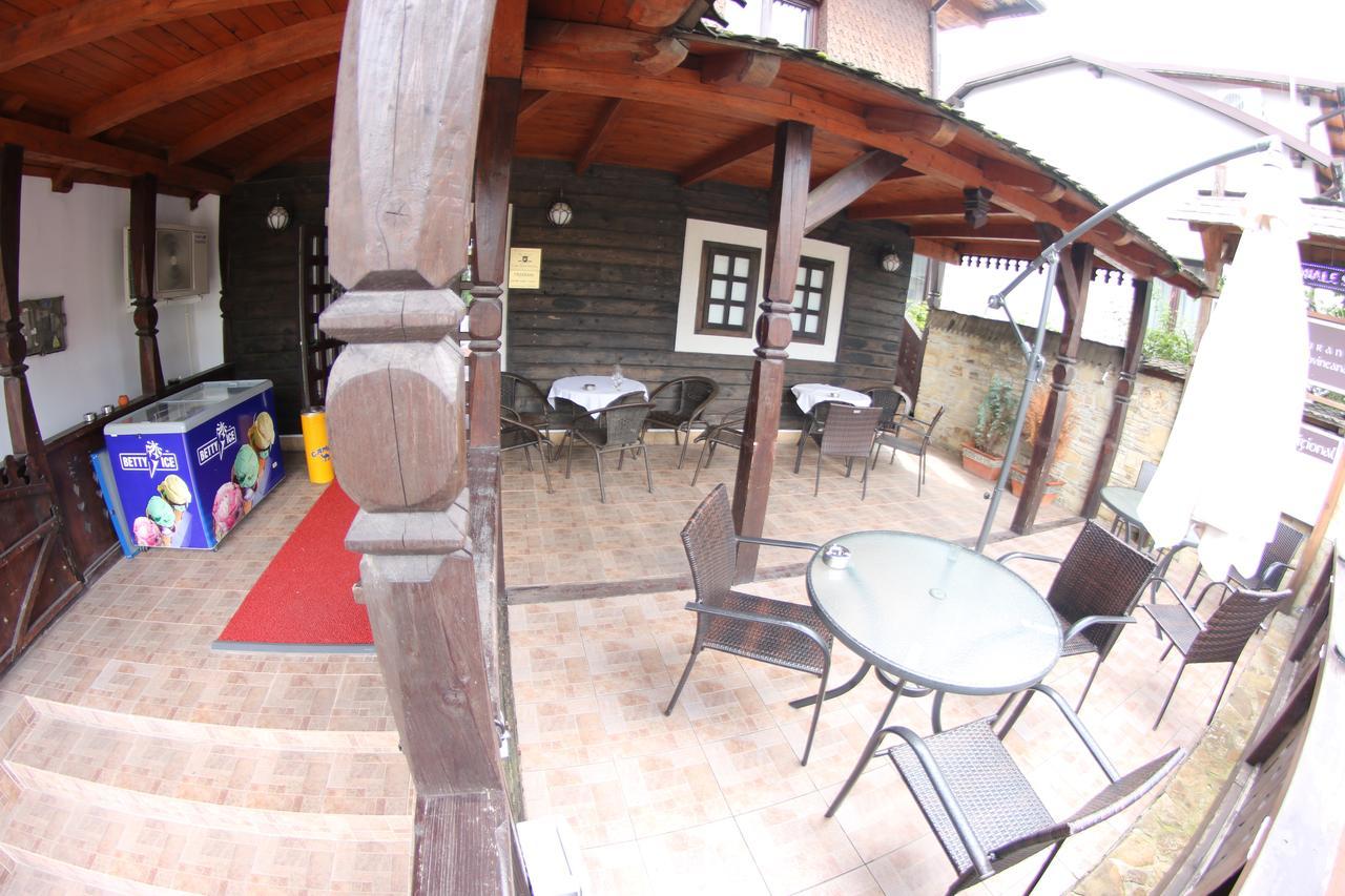ホテル Casa Bucovineana スチャヴァ エクステリア 写真